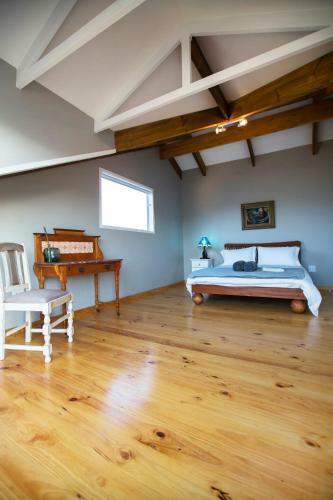 Hostal Four Seasons Guesthouse