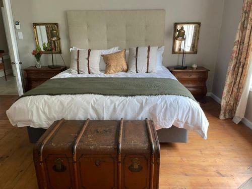 Hostal Westbank Manor