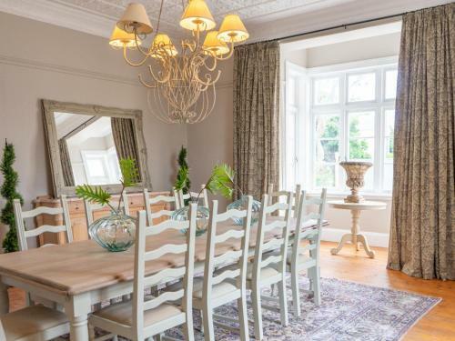 Hostal Westbank Manor