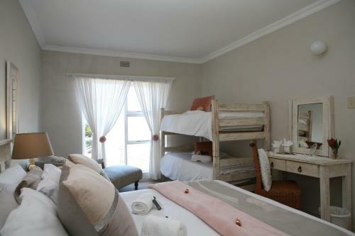Southerncross Beach House With A Million Dollar View