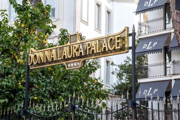 Hotel Donna Laura Palace