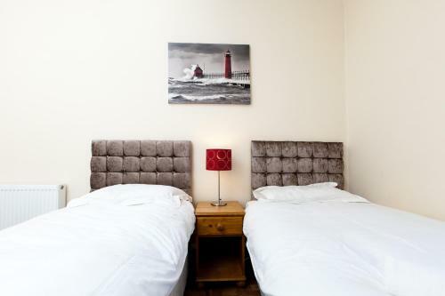 Cozy Apartment Beside Edinburgh Castle!!!