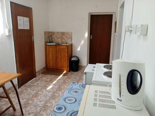 Hostal Golden Elephant Guest House