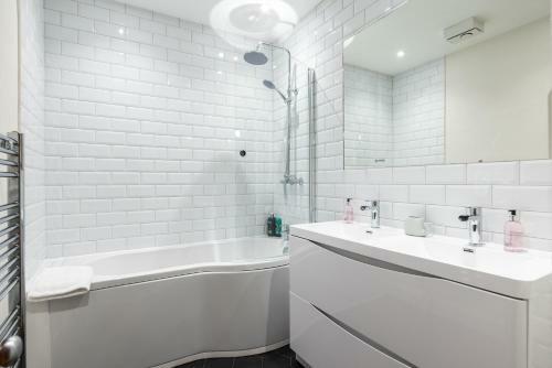 Lovely Central Edinburgh Apartment
