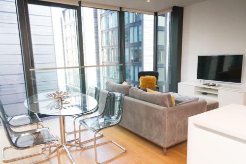2 Bed Apartment At Quartermile