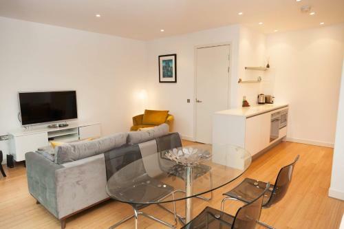 2 Bed Apartment At Quartermile