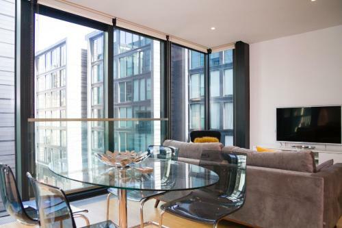 2 Bed Apartment At Quartermile