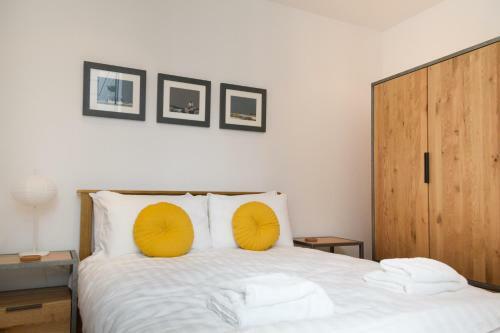 2 Bed Apartment At Quartermile