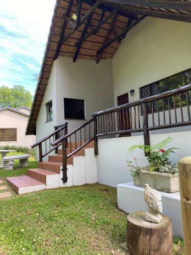 Apartamento Anvil Stud Country Cottages