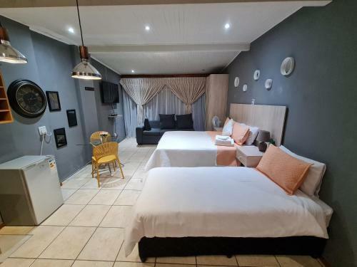 Hostal Mia Hills Guest House