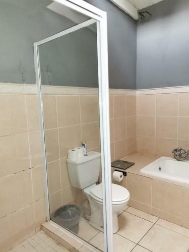 Hostal Mia Hills Guest House