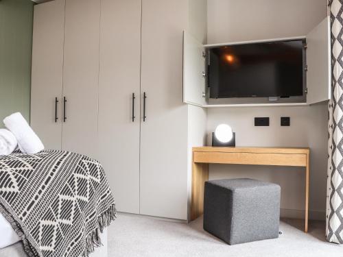 The Granary At Boskensoe Barns