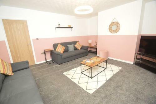Natural Sanctuary 4 Bedroom - Suitelivin