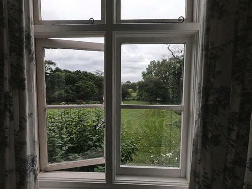 Hostal Mac Nicol's Farm House B&B