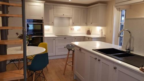 Riverside Lodge Pied A Terre
