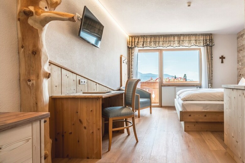 Mineralienhotel Natznerhof