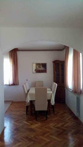 Apartment Nikolina