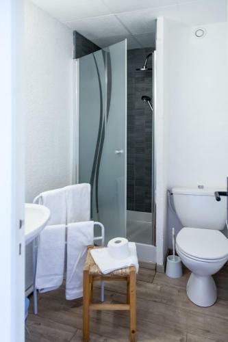 Hotel H�tel Les Lavandins