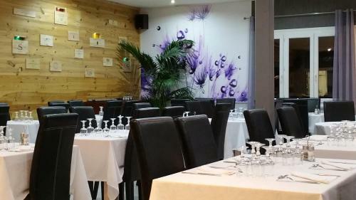 Hotel H�tel Les Lavandins