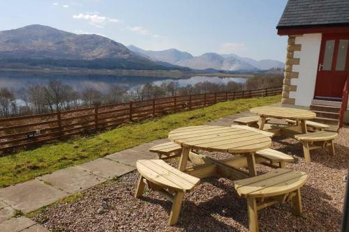 Gasgan. Large Croft House With Amazing Loch Views