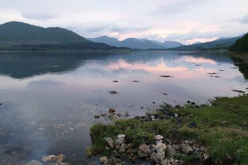Gasgan. Large Croft House With Amazing Loch Views