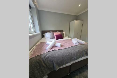 Apartamento Large Entire House By Watford & Harry Potter Studios
