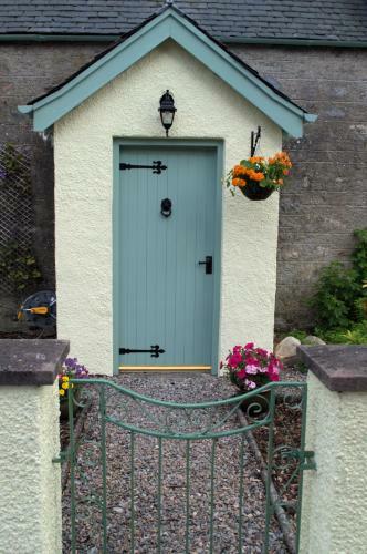 Rosemount Cottage - Highland Cottage