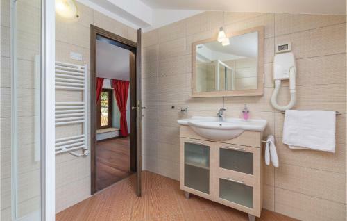 Holiday Home Ivetici Cr