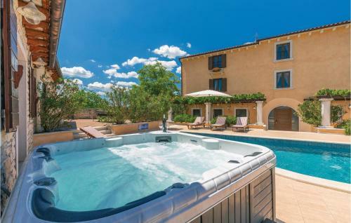 Holiday Home Ivetici Cr