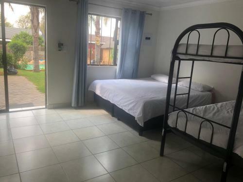 Hostal Africaren Budget Stay