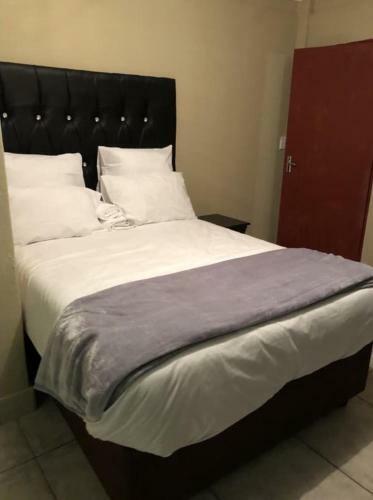 Hostal Africaren Budget Stay