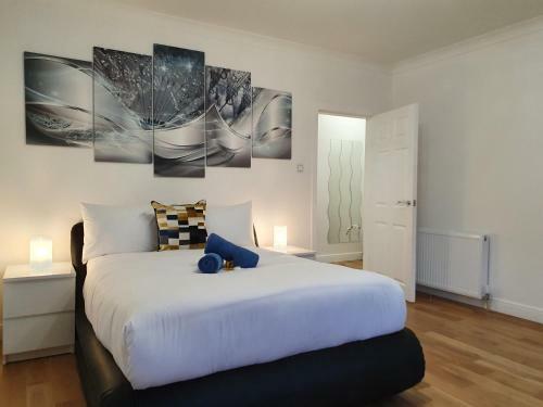 Apartamento Glasgow Comfortable And Modern 3 Bedroom Mid Terraced Villa