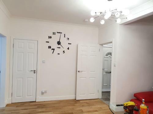 Apartamento Glasgow Comfortable And Modern 3 Bedroom Mid Terraced Villa