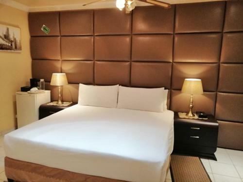 Hostal Lenasia Guest Lodge