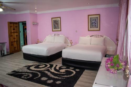 Hostal Lenasia Guest Lodge