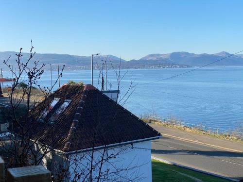 The Wee Cottage By The Ferry