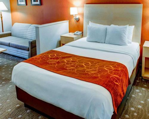 Hotel Comfort Suites Coraopolis