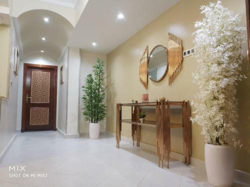 New Luxury Apartment, 3 Bed, 7mins To Beach - Aida
