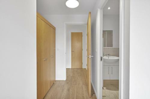 Parkhouse Serviced Apartment Hatfield Town Centre