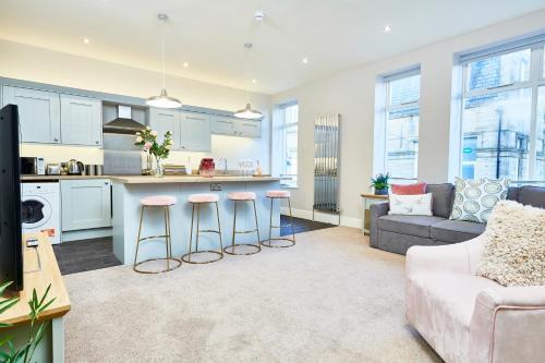 Apartamento Stunning Central Gems Of Harrogate - Sleeps 18!