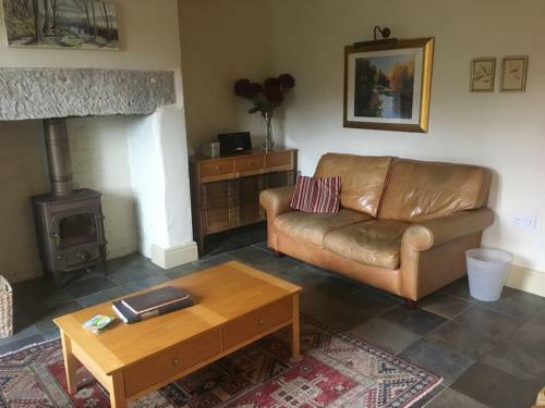 Rustic Cottage, Garden, Near Amenities, Wifi
