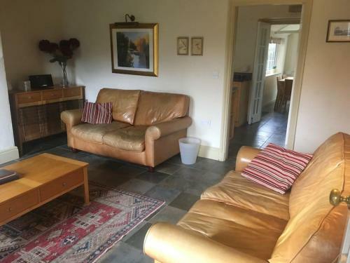 Rustic Cottage, Garden, Near Amenities, Wifi