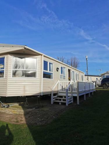 Riverside 11 Parkdean South Beach Heacham