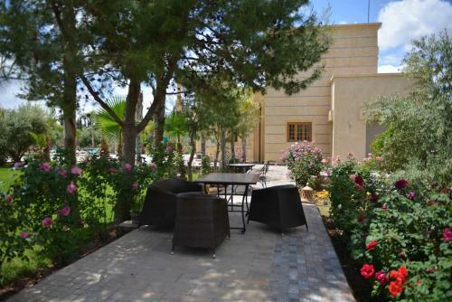 Hostal Paix & Palmiers