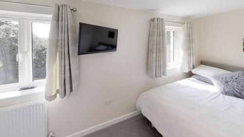 Villa Oak Cottage, Close To Beaches