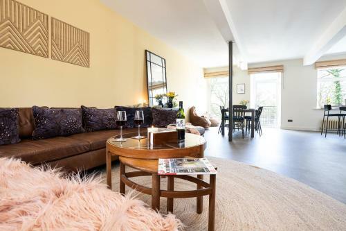 Mint Mill: New Riverside Apartment In Historic Mill
