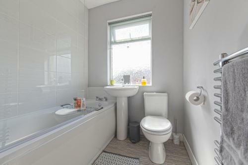 Apartamento Bright And Modern Home 4 Beds Cctv Parking