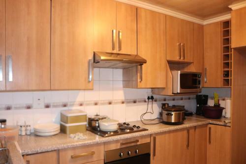 Hostal Tlelakufuma Guest House