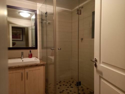 Sandton Apartment 31 - Large 1 Bed With Balcony