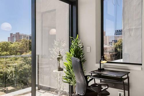 Park Central Loft Apartment In Rosebank